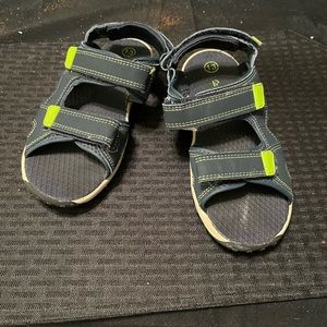 Cat and Jack Boys Sandals Size 13